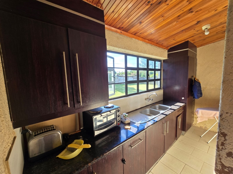 3 Bedroom Property for Sale in Cambridge West Eastern Cape